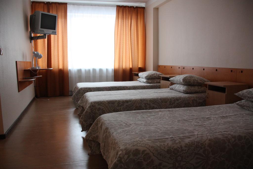 Hotel Madona Zewnętrze zdjęcie
