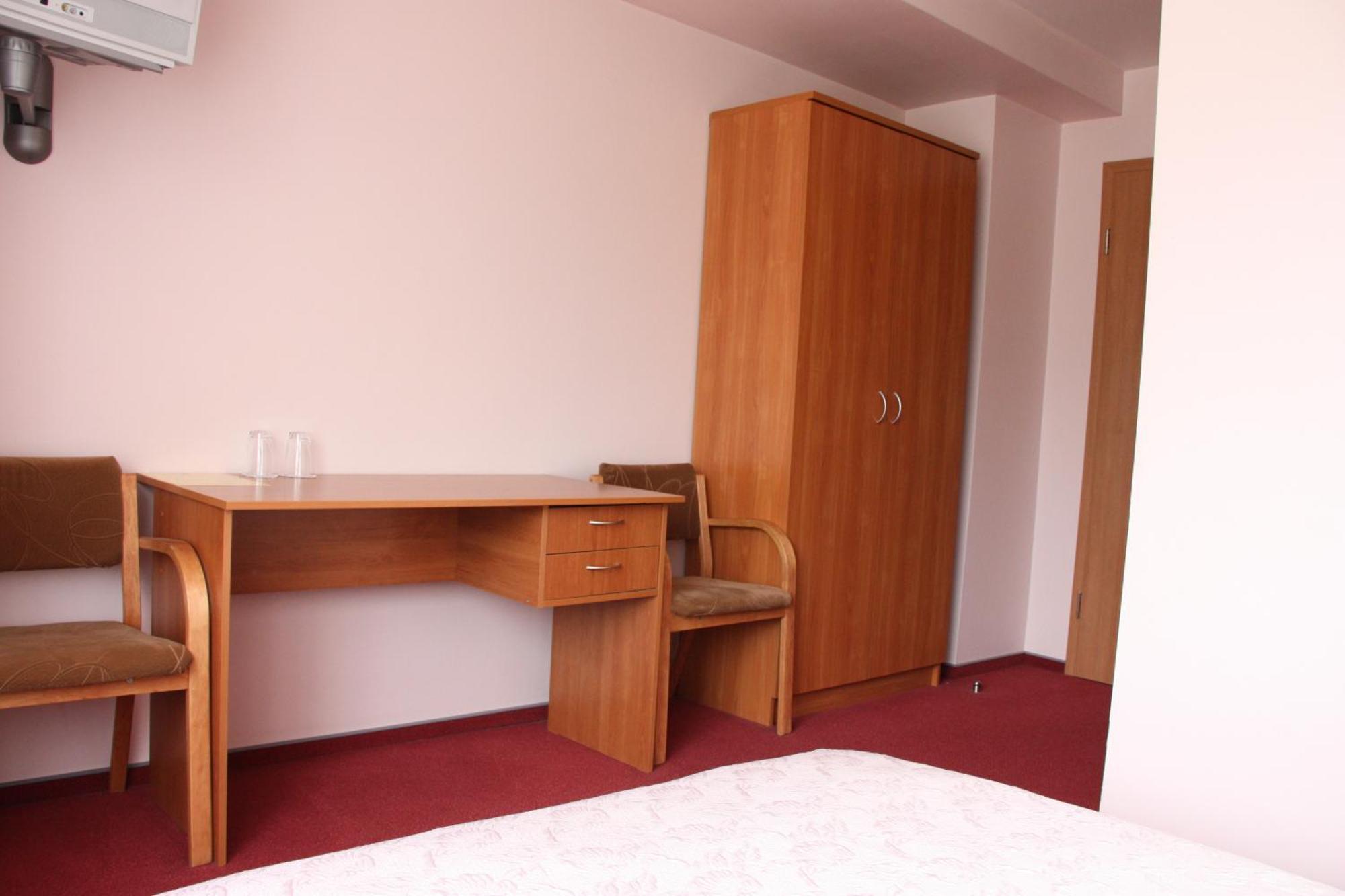 Hotel Madona Zewnętrze zdjęcie