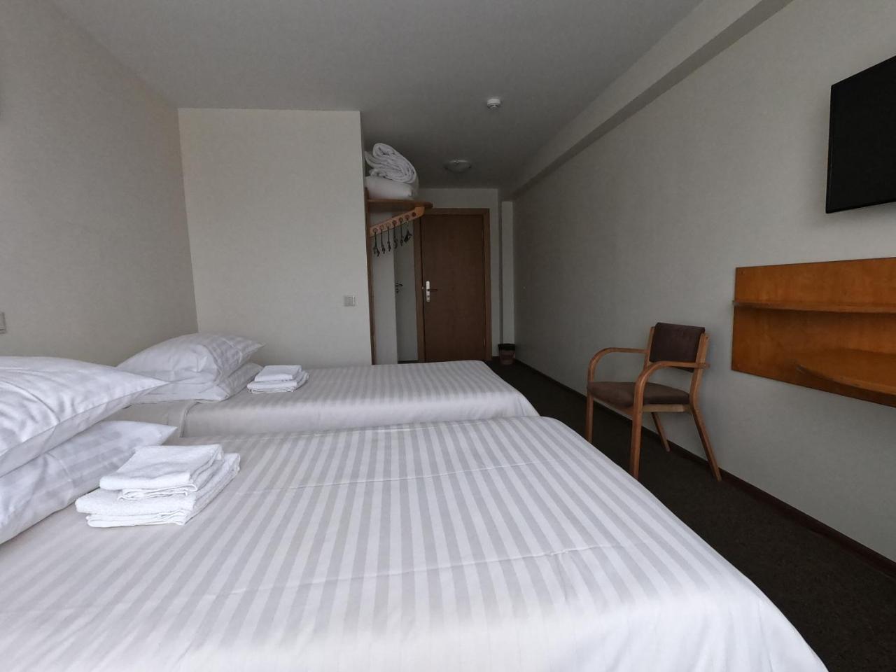 Hotel Madona Zewnętrze zdjęcie