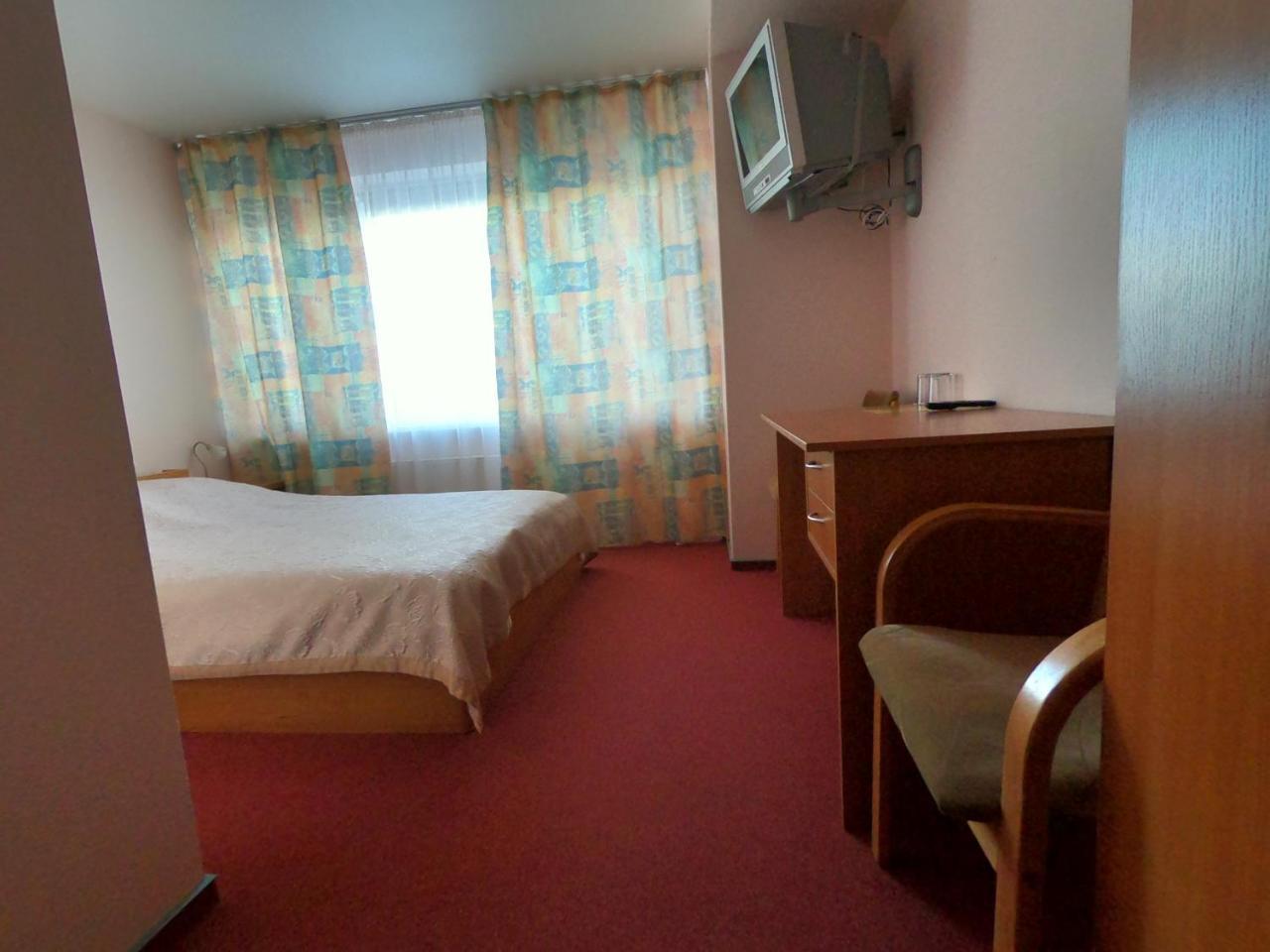 Hotel Madona Zewnętrze zdjęcie