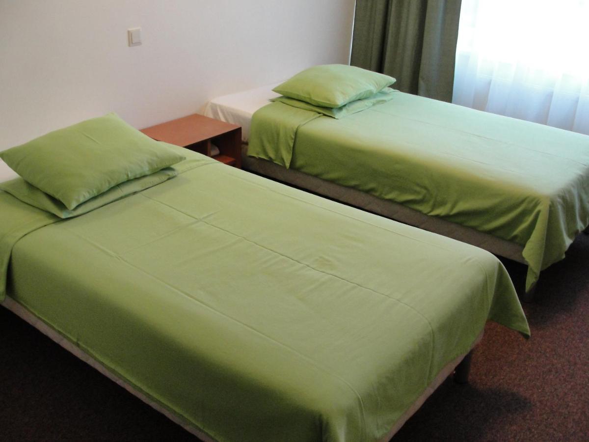 Hotel Madona Zewnętrze zdjęcie